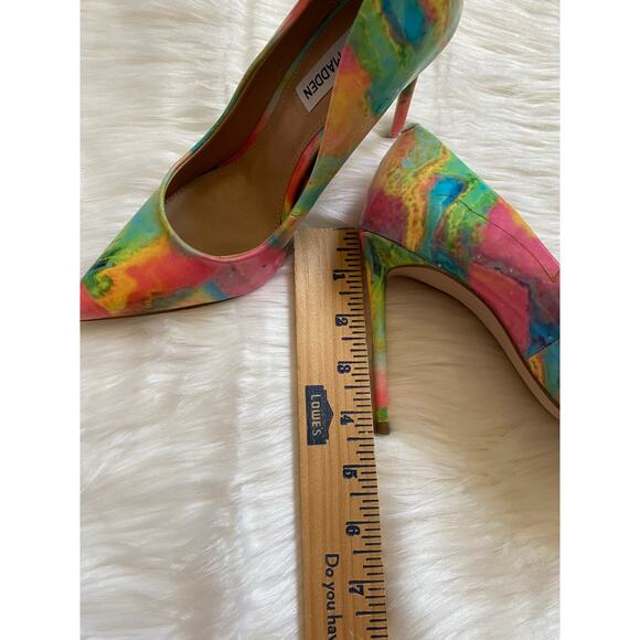 New Women's Steve Madden Tie Dye 4.5" High Heels- Size 6 - Picture 4 of 14